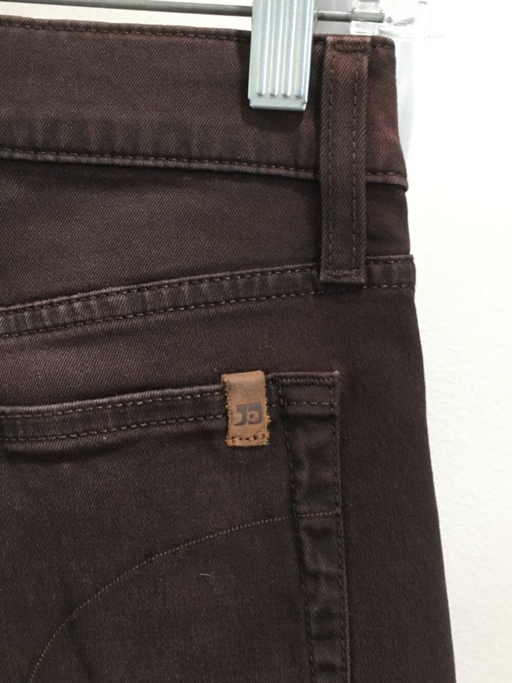 JOE'S JEANS Russet Wash 5 Pocket Styling Logo Hardware Denim Jeans - Picture 11 of 11